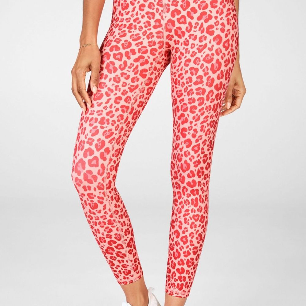 Fabletics High-Waisted 7/8 Leopard Leggings, Sm